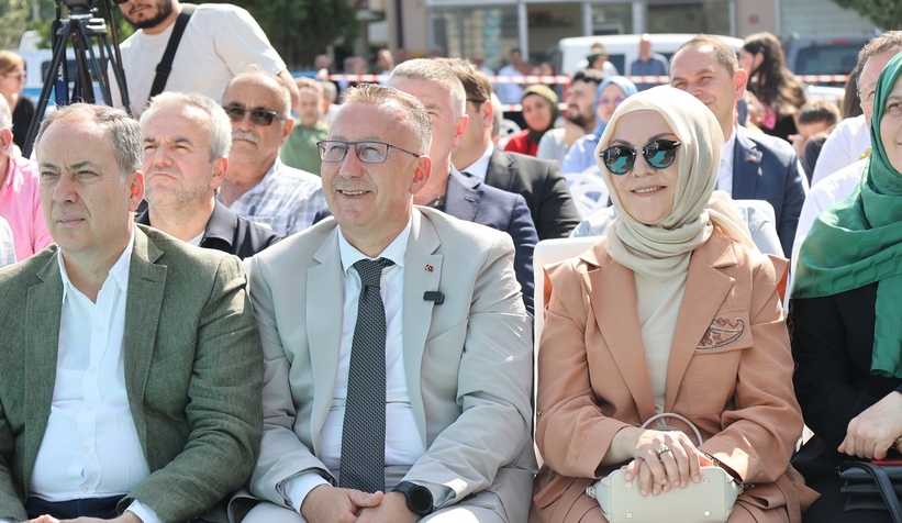tepekum-yenigun-kapali-pazar-yeri-cocuk-senligi-ile-resmen-acildidg5lmzhyuv