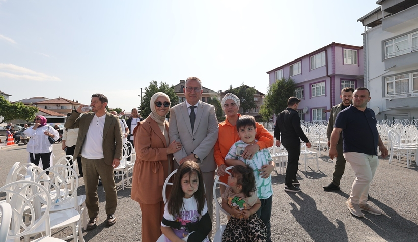 tepekum-yenigun-kapali-pazar-yeri-cocuk-senligi-ile-resmen-acildidg5lmzhyuv