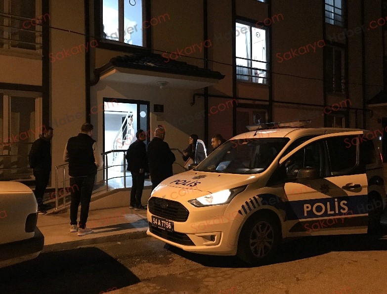 teravih-namazindan-donen-kadin-esini-olu-buldud0xiu2q1zg