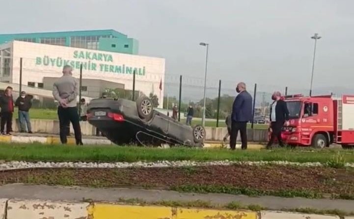 Terminal önünde feci kaza