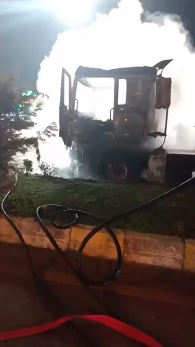 tesiste-panik-kamyon-yandivuf1bzdta0