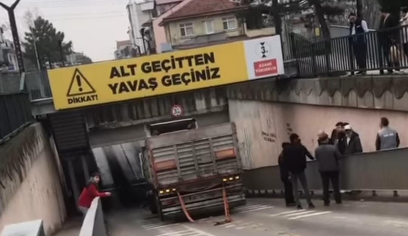 tir-alt-gecitte-sikistibm1qzgjedz