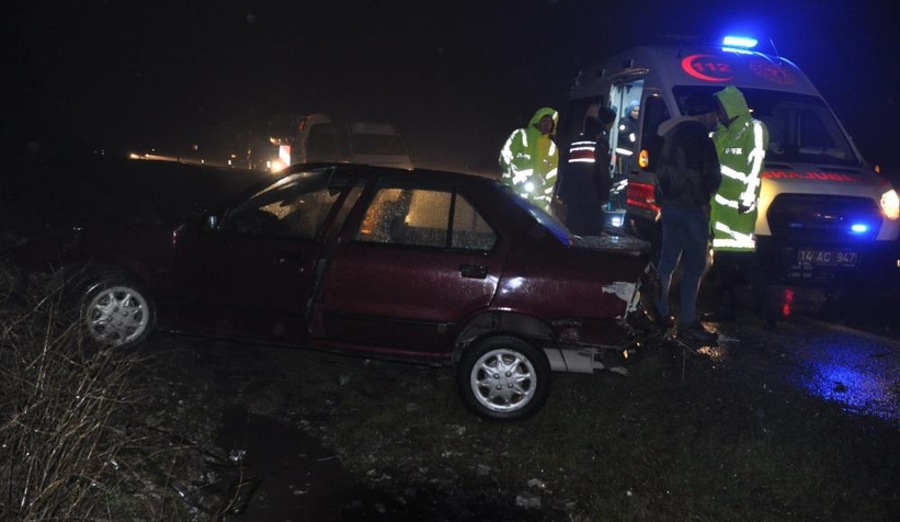 Tır ile otomobil kafa kafaya çarpıştı: 2 yaralı
