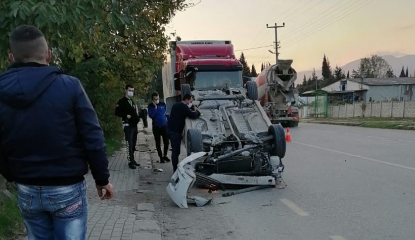 Tır otomobili biçti