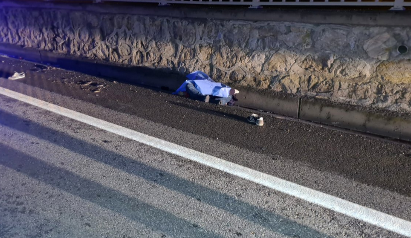 tir-soforunun-oldugu-kazanin-failini-aracin-parcalari-yakalattinhh5k3nysd