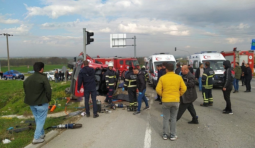 tir-yolcu-minibusune-carpti-5-olu-10-yaraliug43rmvdcu