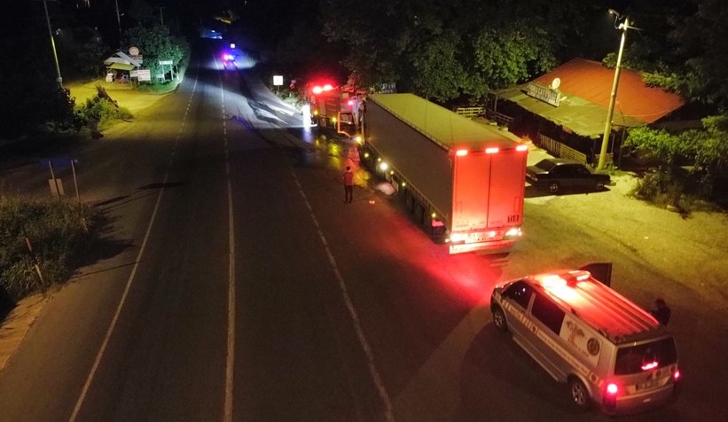 Tırın balataları tutuştu