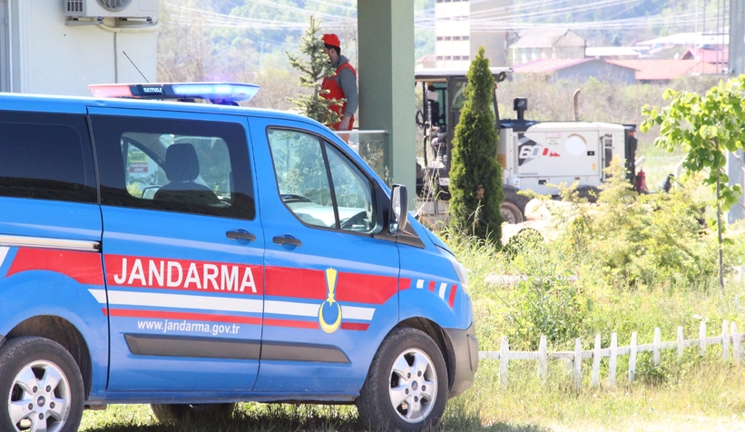 Düşen tomruğun altına kalan işçi hayatını kaybetti