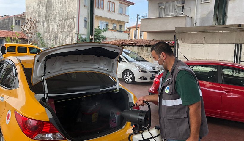 Toplu taşıma araçları dezenfekte ediliyor