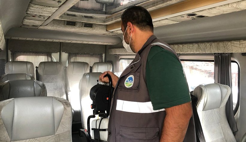 Toplu taşıma araçları dezenfekte ediliyor