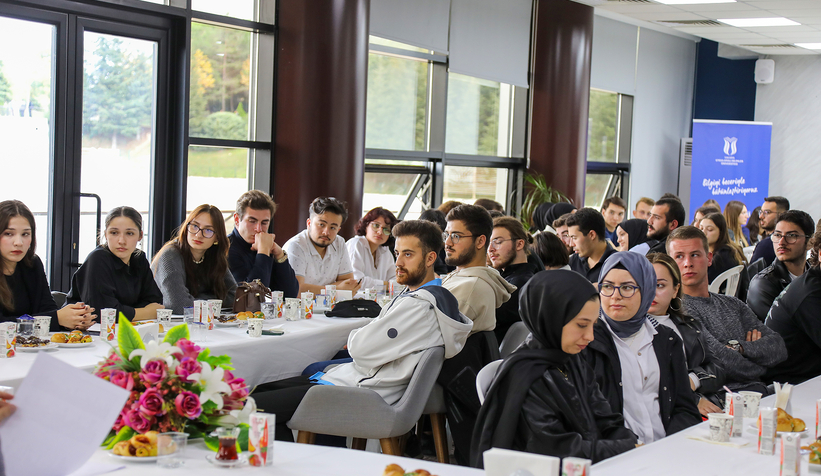 Topluluk faaliyetleri gündem oluşturuyor