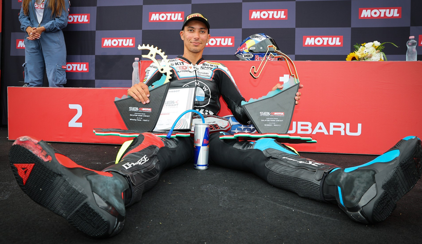 Toprak Razgatlıoğlu’ndan Macaristan’da tarihi zafer