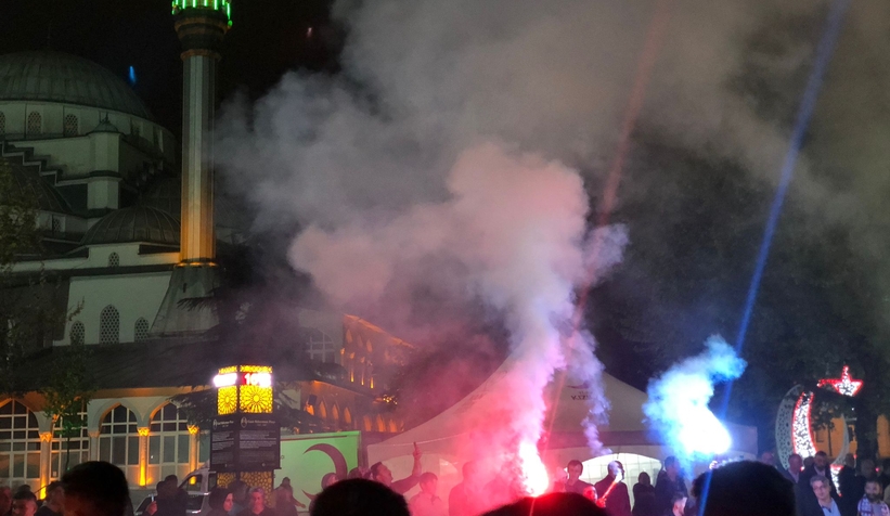 Trabzonsporlu taraftarlardan şampiyonluk turu