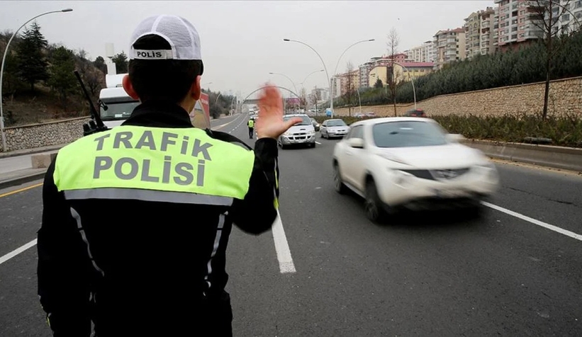 trafik-cezalarinda-2025-tarifesi-belli-oldudwpysuruk2