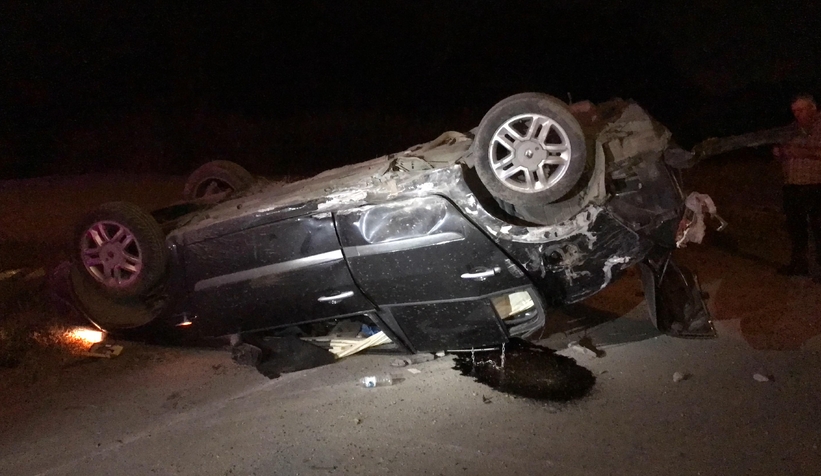 trafik-isiklarina-carpip-takla-attieulwqxo5td
