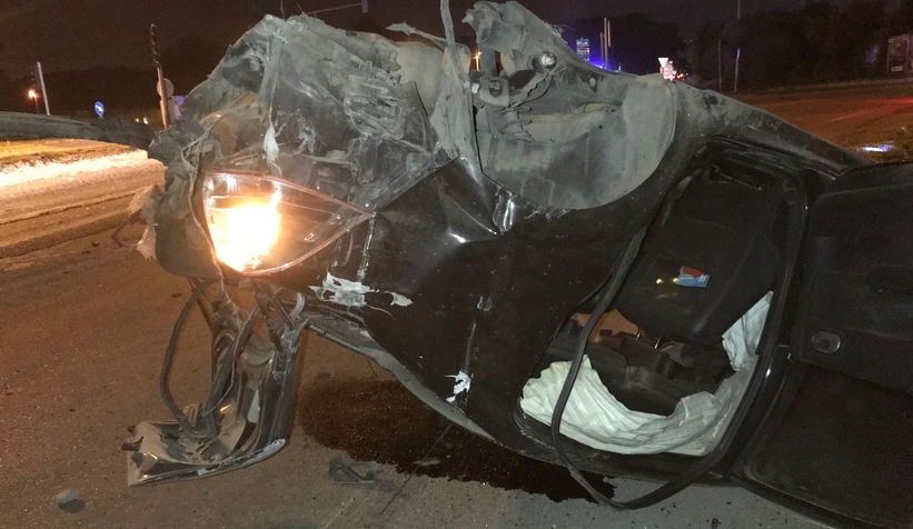 trafik-isiklarina-carpip-takla-attieulwqxo5td