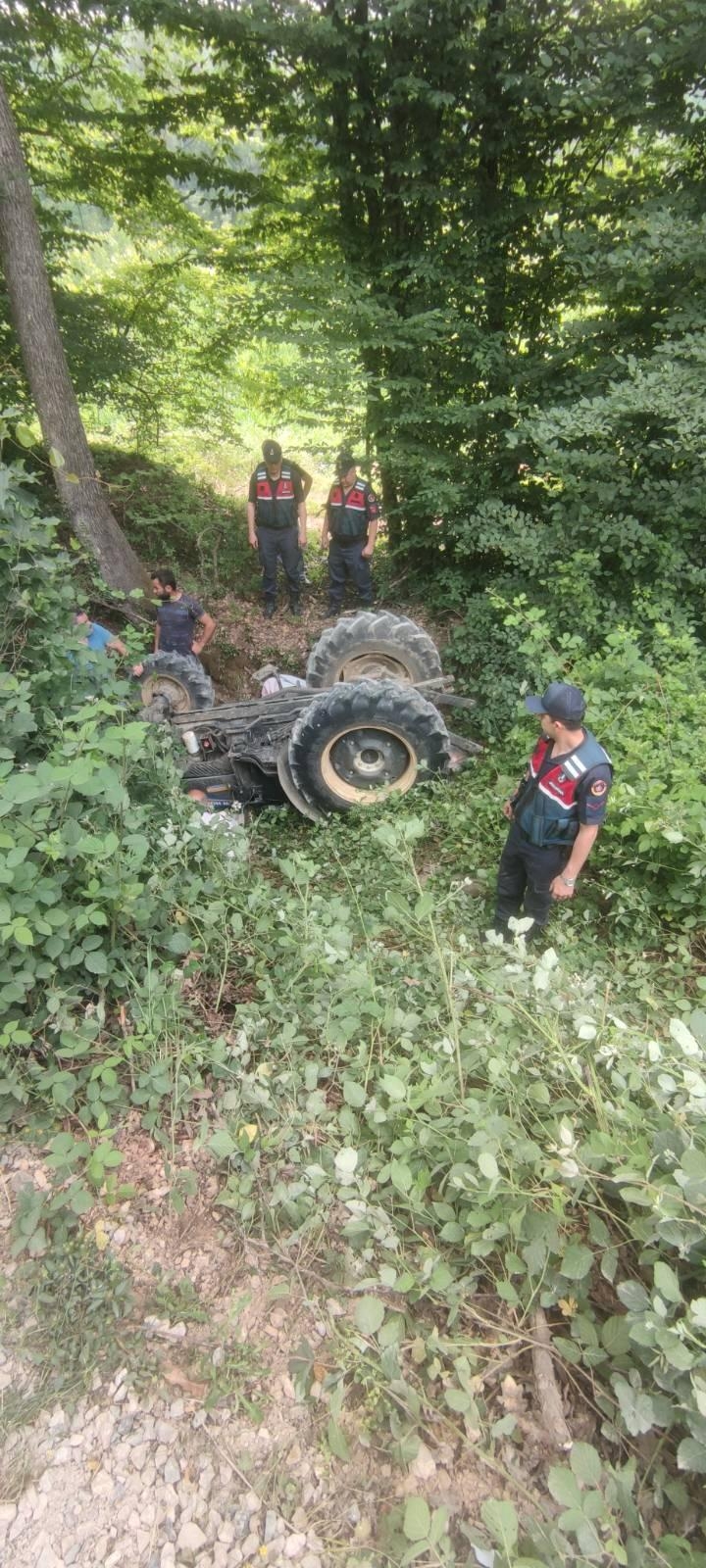 traktor-kazasinda-olmustu-topraga-verildidjbtohrtsn