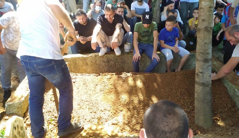 Traktör kazasında ölmüştü, toprağa verildi