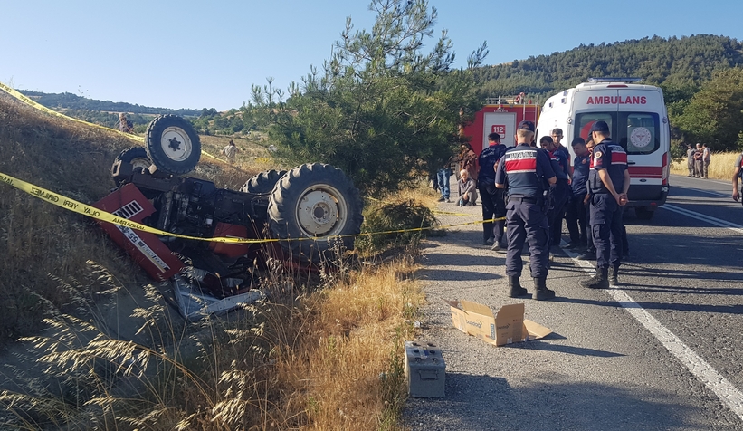 traktor-takla-atti-3-cocuk-annesi-oldueharzm90dh