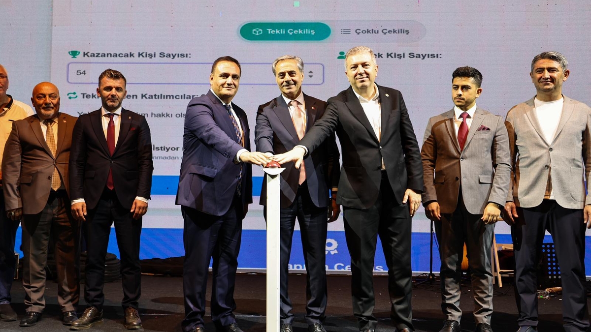 Tüm Dünya Sakarya’yı izledi