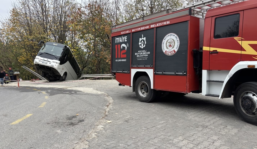 tur-otobusu-sarole-dustucesvedn3wc