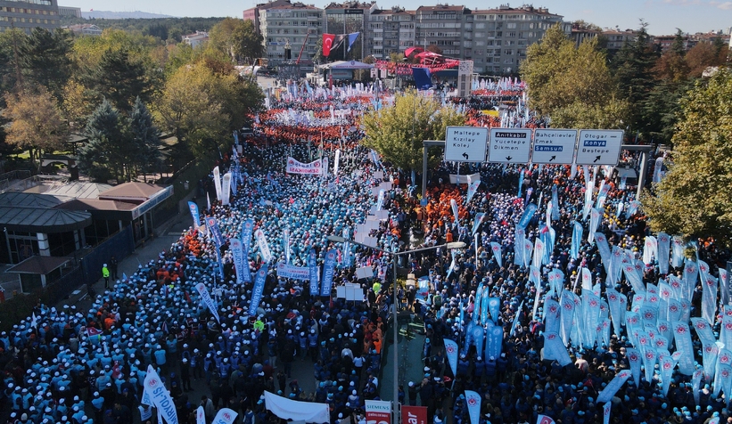 turk-is-den-gecinemiyoruz-mitingiuxvyewjyam