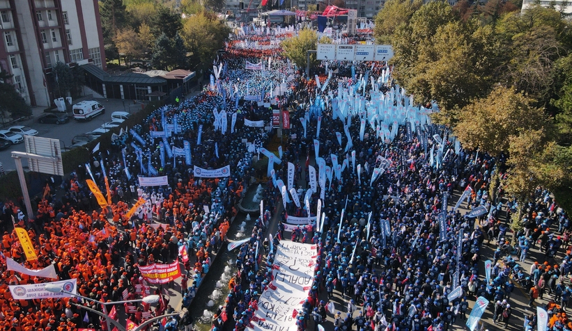 turk-is-den-gecinemiyoruz-mitingiuxvyewjyam