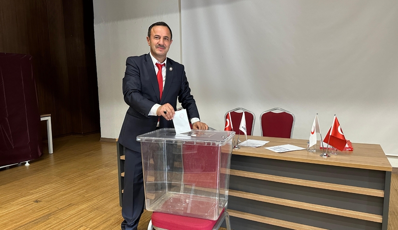 Türk Kızılay Akyazı Şubesi 1. Olağan Kongresi yapıldı 