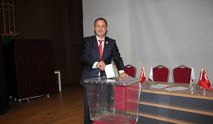 Türk Kızılay Akyazı Şubesi 1. Olağan Kongresi yapıldı 