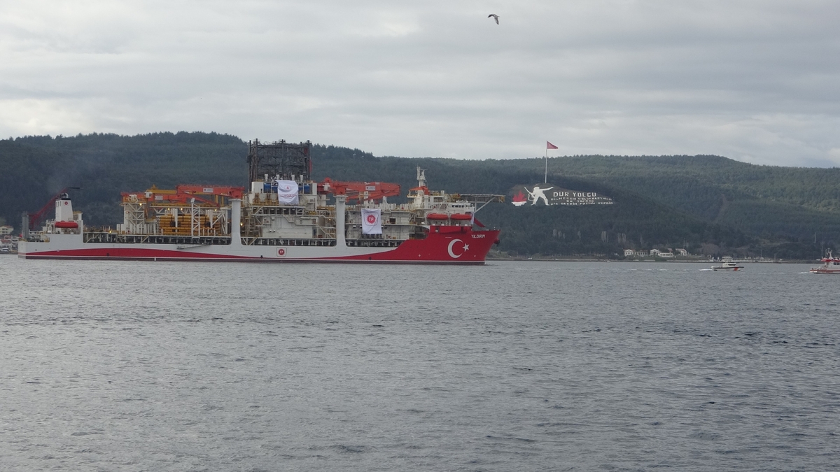Türk sondaj gemisi Yıldırım Sakarya Gaz Sahası'na geliyor