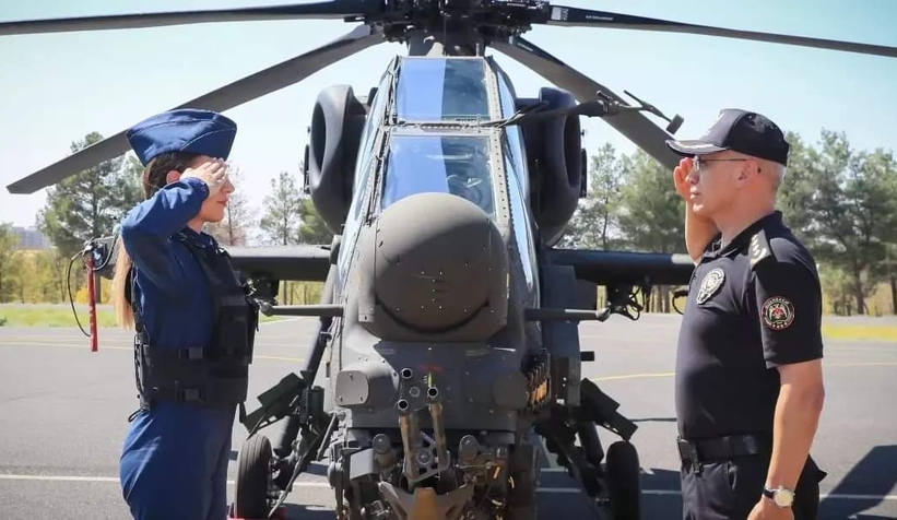 turkiye-nin-ilk-kadin-taarruz-helikopter-pilotu-diyarbakir-semalarinda-uctuwlhnzmgvs0