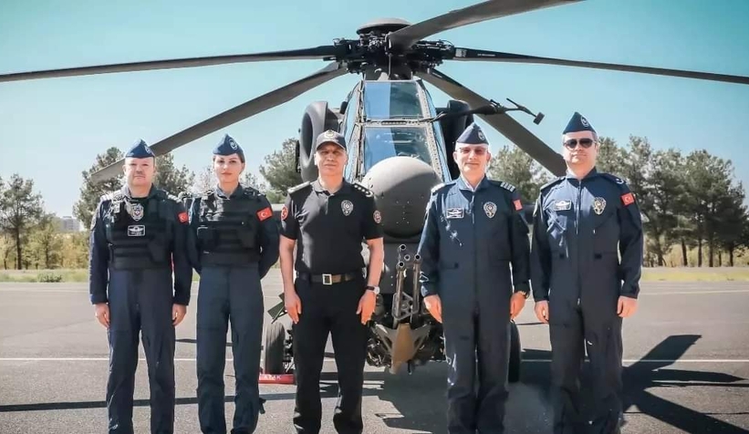 turkiye-nin-ilk-kadin-taarruz-helikopter-pilotu-diyarbakir-semalarinda-uctuwlhnzmgvs0