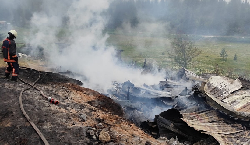 Turnalı Yaylası'nda 3 ev yandı