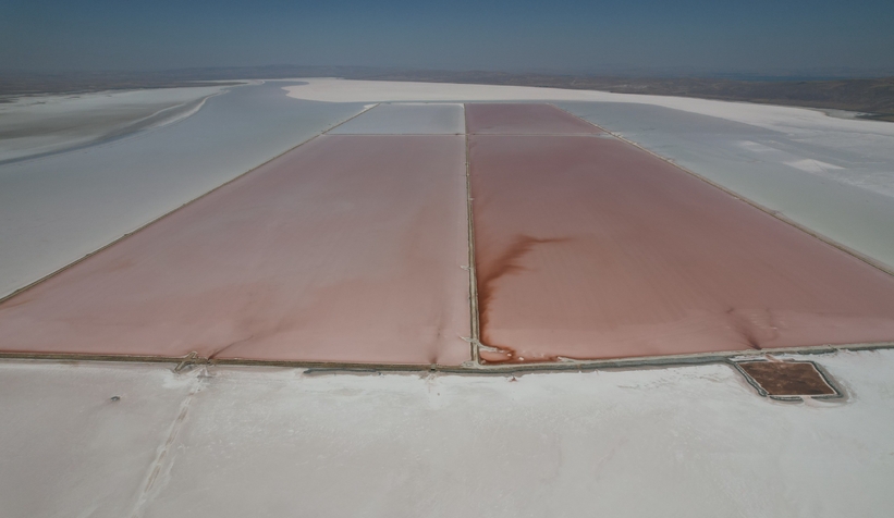 Tuz Gölü pembe renge büründü