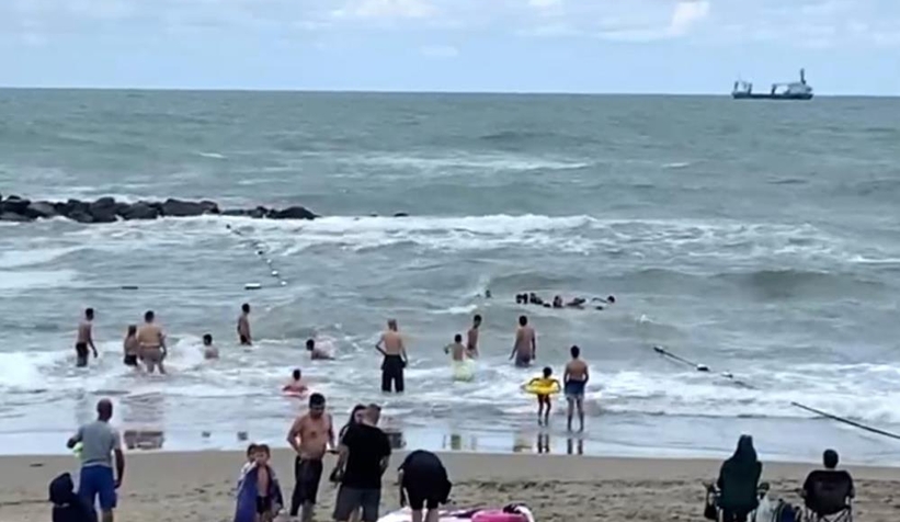 Üç ilçede denize girişler yasak