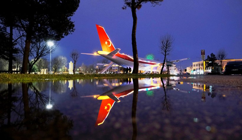 Uçak Kıraathane aydınlatma ile ayrı bir güzelliğe kavuştu