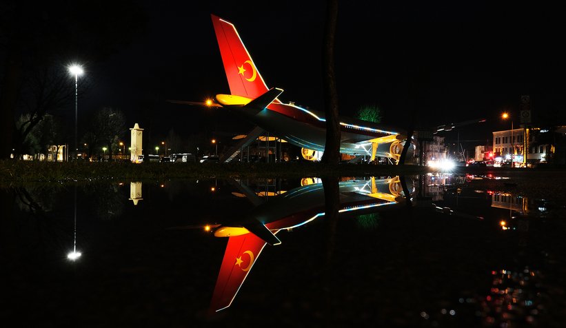 Uçak Kıraathane aydınlatma ile ayrı bir güzelliğe kavuştu