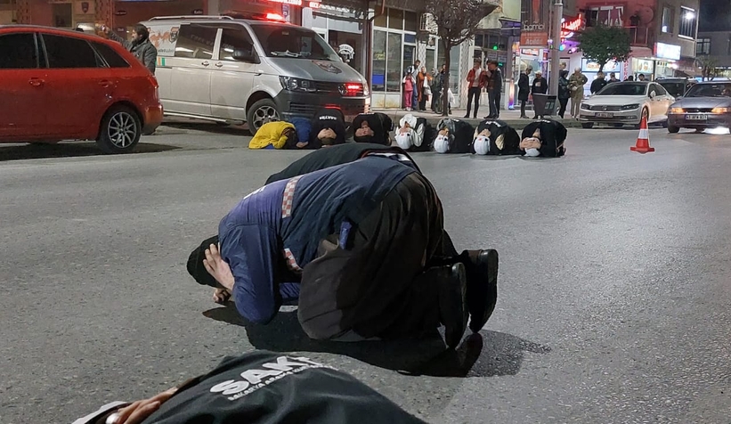 Ülke genelinde çök-kapan-tutun tatbikatı