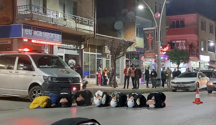 Ülke genelinde çök-kapan-tutun tatbikatı