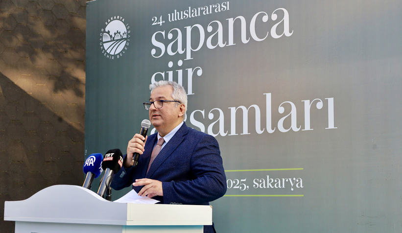 uluslararasi-sapanca-siir-aksamlari-basladirnjcz3hzk0