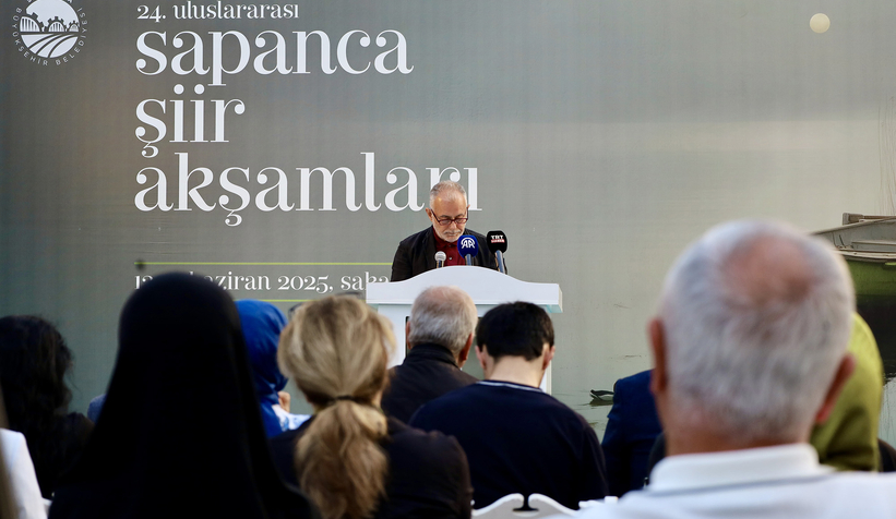 uluslararasi-sapanca-siir-aksamlari-basladirnjcz3hzk0