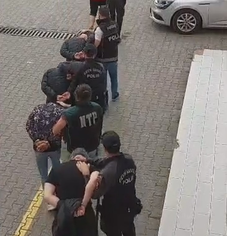 uluslararasi-uyusturucu-cetesine-operasyonda-son-durumenbmcg0vyk