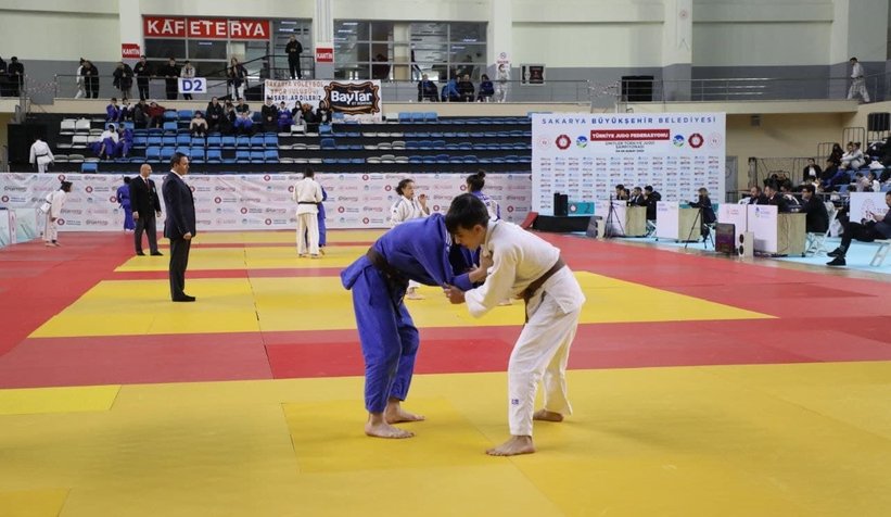 Ümitler Türkiye Judo Şampiyonası  Sakarya’da başladı