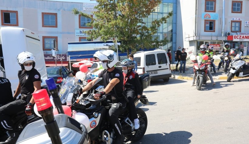 Uras'a sürpriz doğum günü