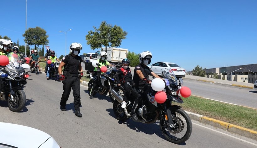 Uras'a sürpriz doğum günü