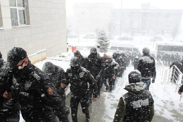  Usulsüz rapor operasyonunda 67 şüpheli adliyede