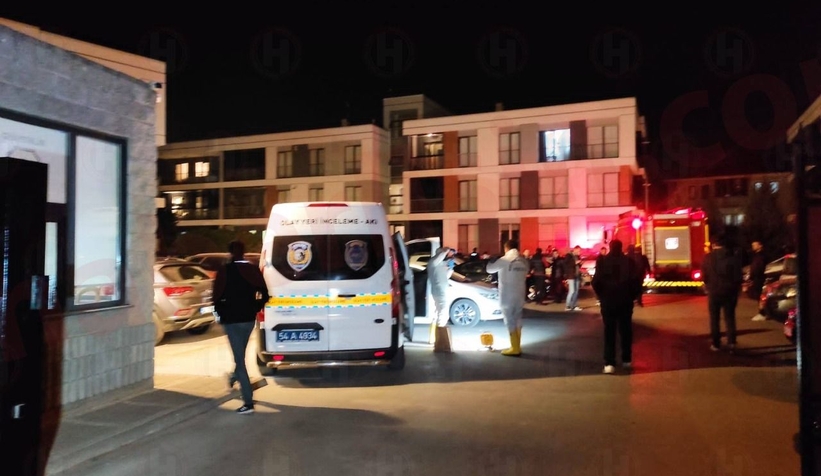 Üzerine benzin döküp kendini yaktı