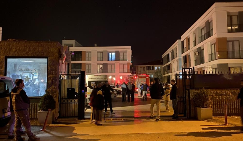 Üzerine benzin döküp kendini yaktı