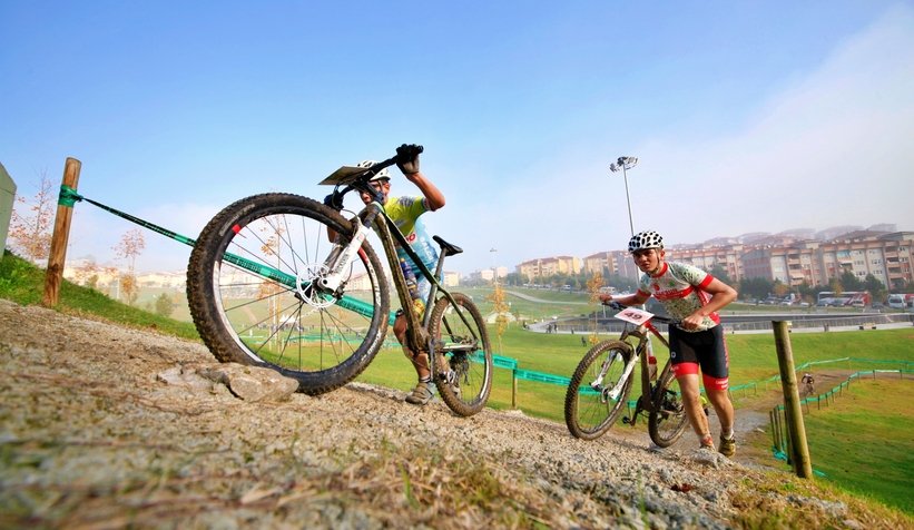 Vadide BMX ve MTB mücadelesi aynı anda