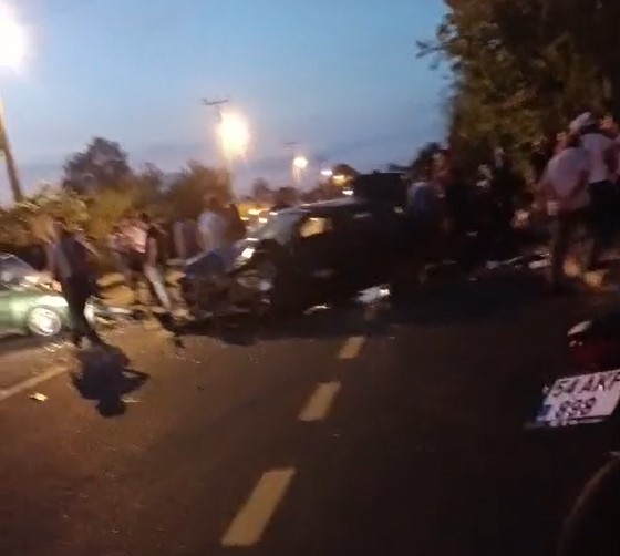 Vakıf'ta feci kaza 7 yaralı